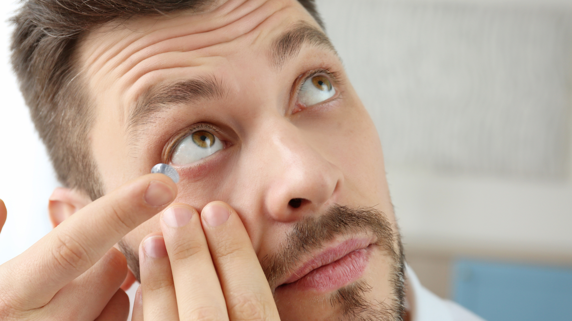 Wear Contact Lenses in a Sauna