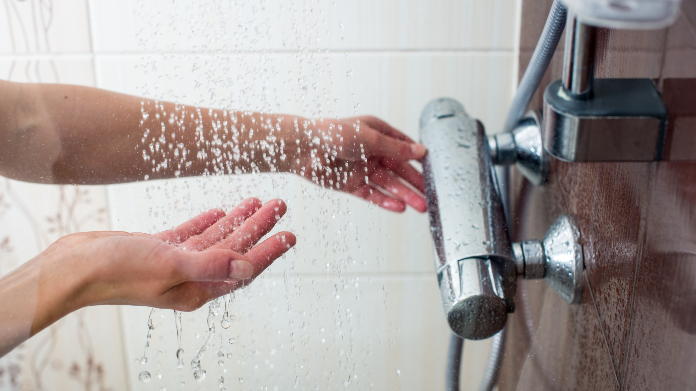 Hot or Cold Shower for Fever: What’s Best for Your Health