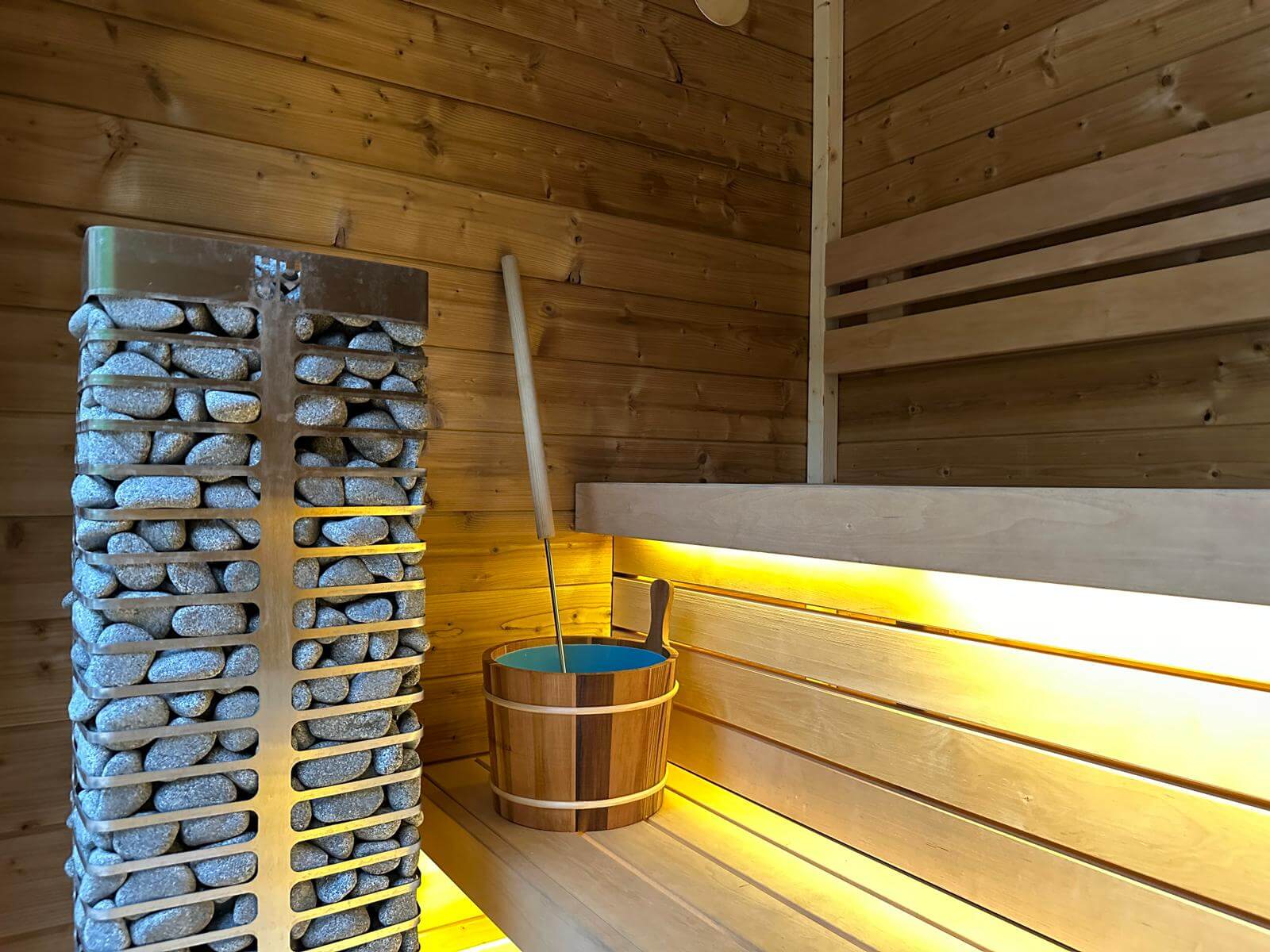 Huum Steel - 6kW Sauna Heater Package - detail view