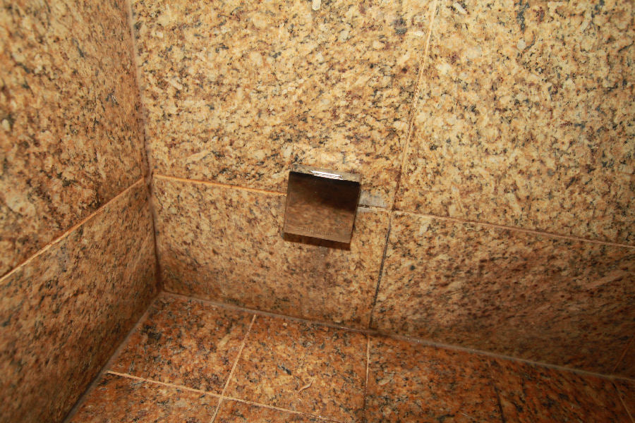 ThermaSol Square Essential Shower Package