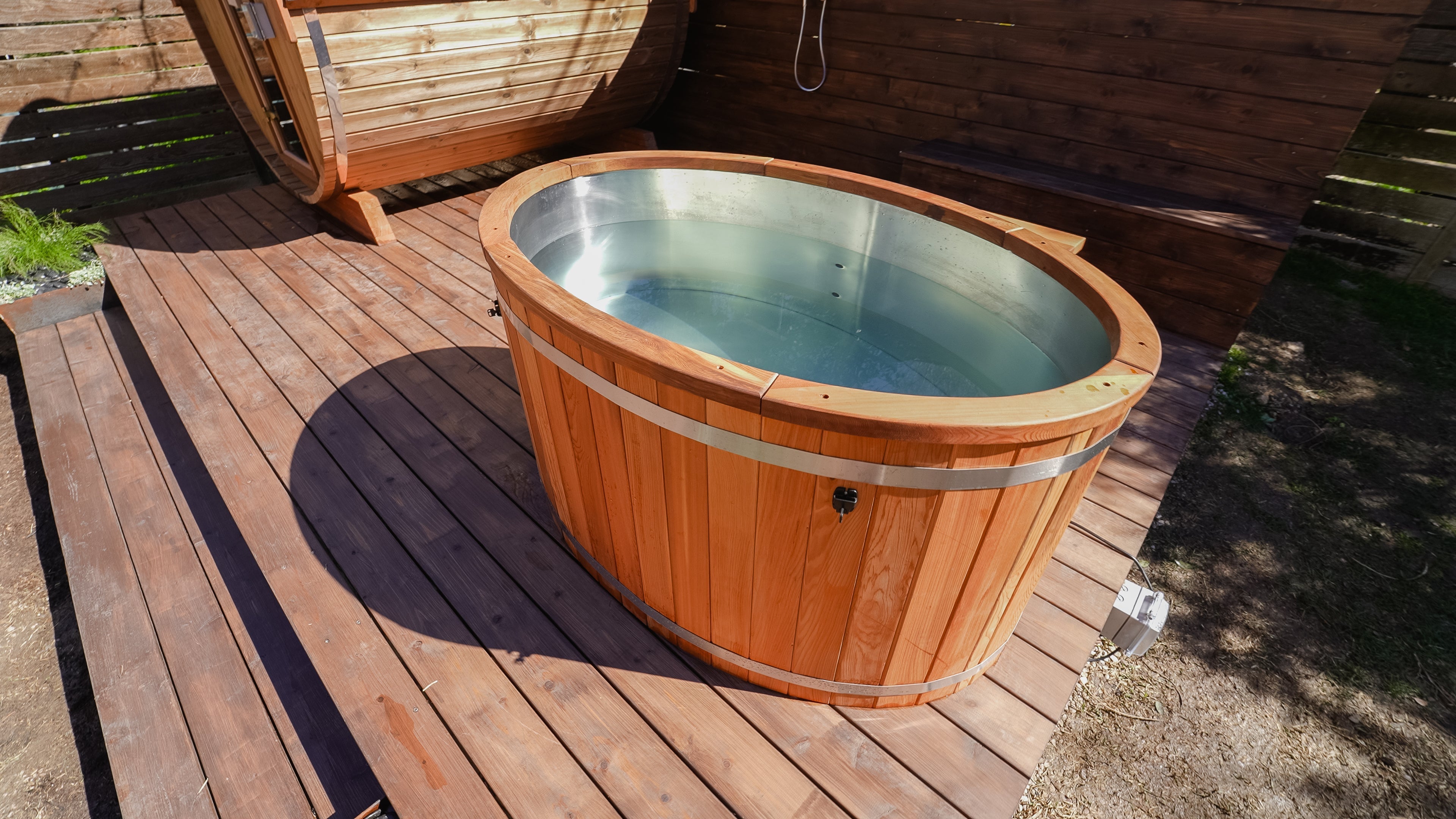 Best Cold Plunges to Buy in Summer 2026 - Cold plunge tub for home recovery