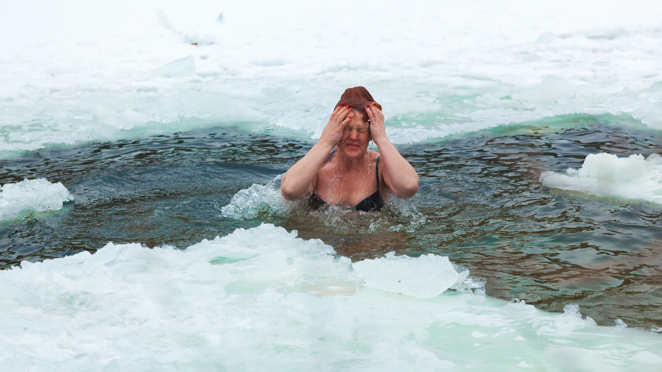 Exploring the Surprising Benefits of Ice Baths: Health & Recovery