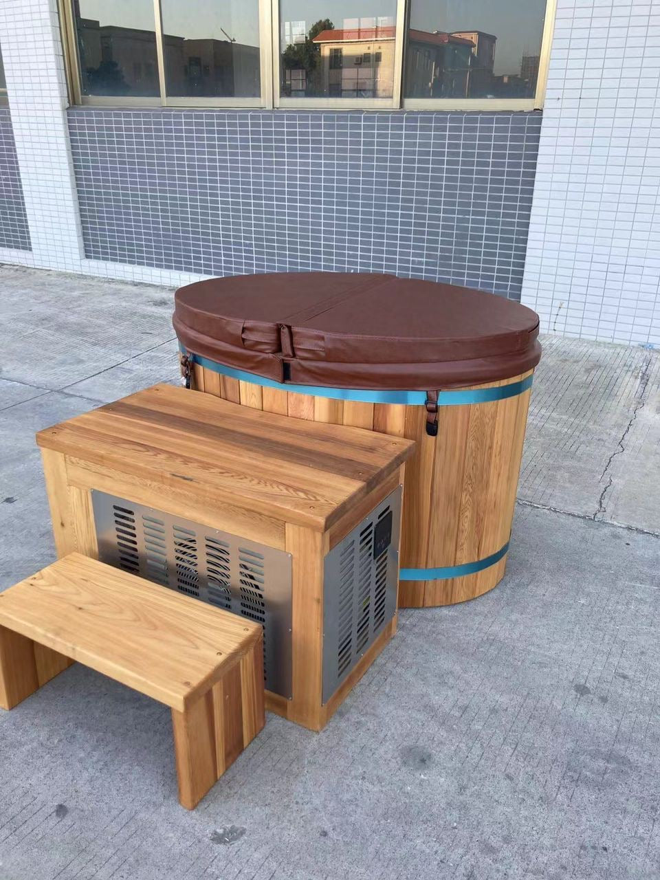 Sweat Decks 2-Person Plunge